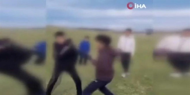 Akran zorbalığı: Arkadaşlarını kavga ettirip izlediler
