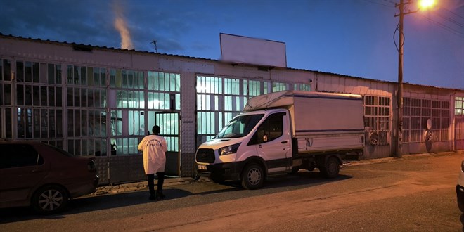 Staj gördüğü atölyede sunta bloklarının altında kalan öğrenci öldü