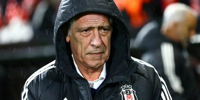 Fernando Santos: Bu takım, camia kadar büyük değil