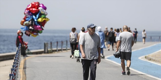 Emekliye öncelik ve ayrıcalık tanıyan projeler hayata geçirilecek