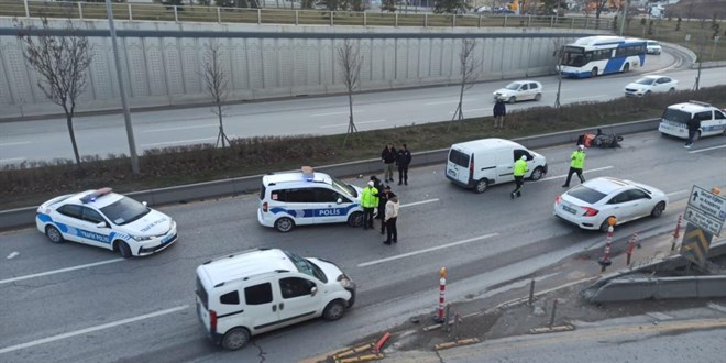 Ankara'da trafik kazas: 1 l, 1 ar yaral