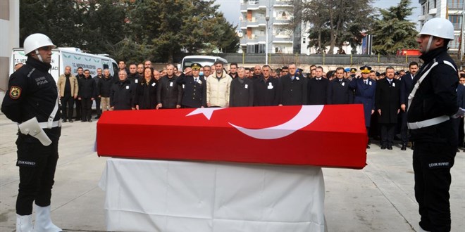 Şehit polis memuru son yolculuğuna uğurlandı