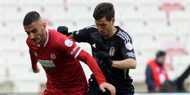 Beşiktaş Sivas'ta kayıp