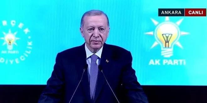 AK Parti seçim beyannamesini açıkladı
