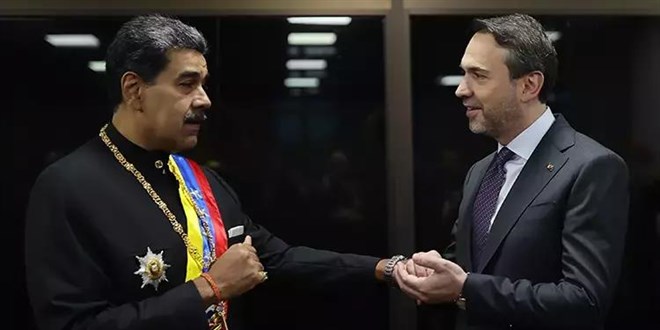 Maduro, Bakan Bayraktar ile grmesini 'muhteem' olarak nitelendirdi