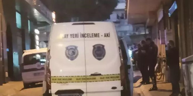 Yardım çağrısı yapan kadın ölü bulundu; eşi, kızı ve kızının arkadaşı gözaltında
