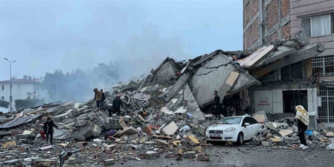 Osmaniye'de depremde 42 kiinin ld apartmanda 'nehir kumu' kullanlm