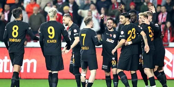 Galatasaray, Samsun deplasmanından 3 puan ile dönüyor
