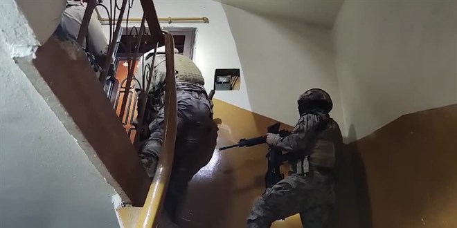 'Kafes-35' operasyonunda 34 şüpheli yakalandı