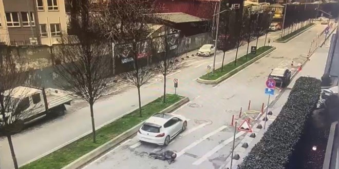 Film gibi olay: Kardklar adam vurup aratan attlar