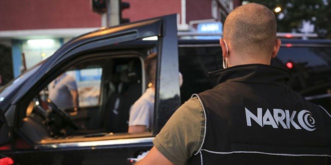 Uyuşturucu tacirlerine operasyon: 456 gözaltı