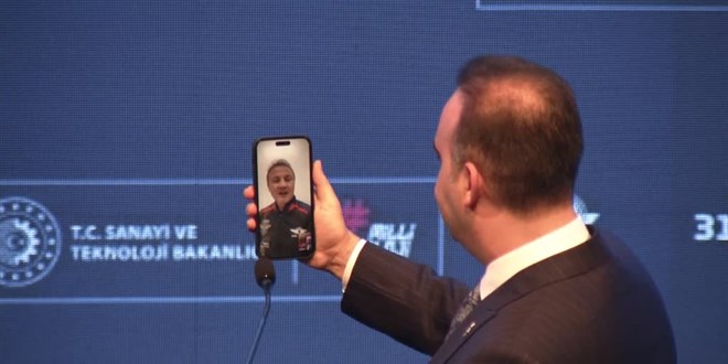 Sanayi ve Teknoloji Bakanı Kacır, Alper Gezeravcı ile görüştü
