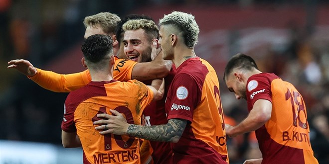 Galatasaray, Baakehir engelini 2 golle geti