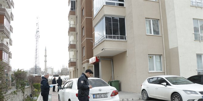 Kayseri'de 6. kattan düşen kadın öldü