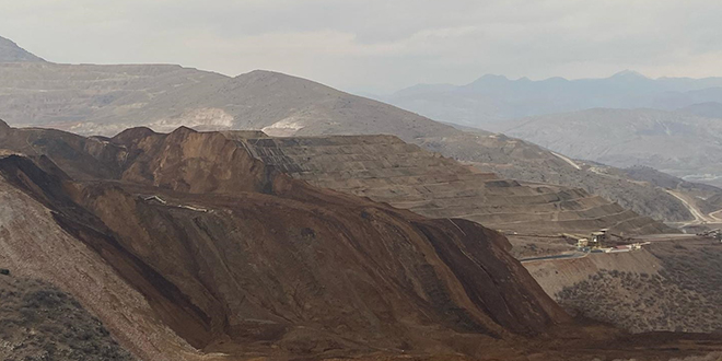 Bakanlardan Erzincan'da madendeki toprak kaymasına dair açıklama