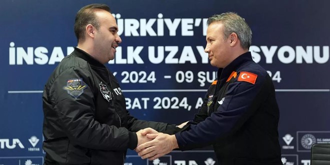 Kacır'dan 'uzay seyahati' eleştirilerine cevap
