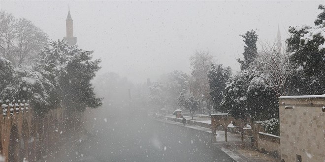 Şanlıurfa'da sağanak nedeniyle eğitime ara verildi