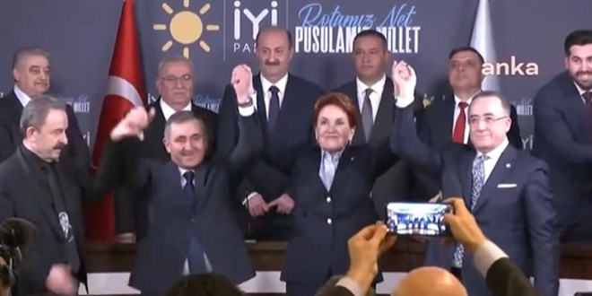 İYİ Parti aday tanıtım toplantısı karıştı, il başkanı görevden alındı