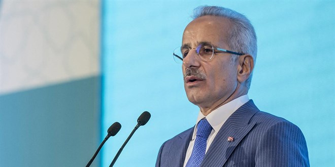 'Batan gemideki mürettebatı arama çalışmaları devam ediyor'