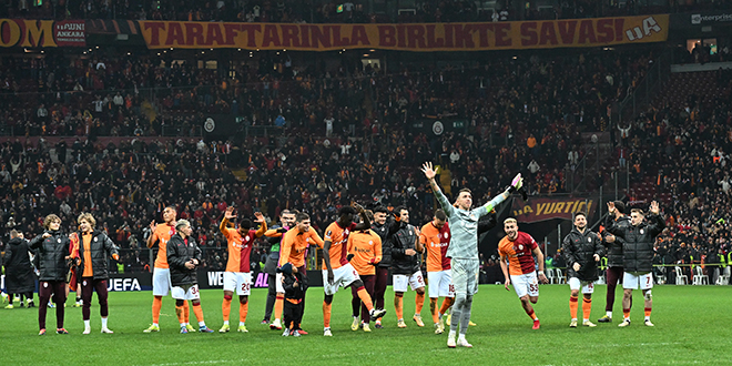 Sparta Prag'ı uzatmada yıkan Galatasaray, avantaj yakaladı