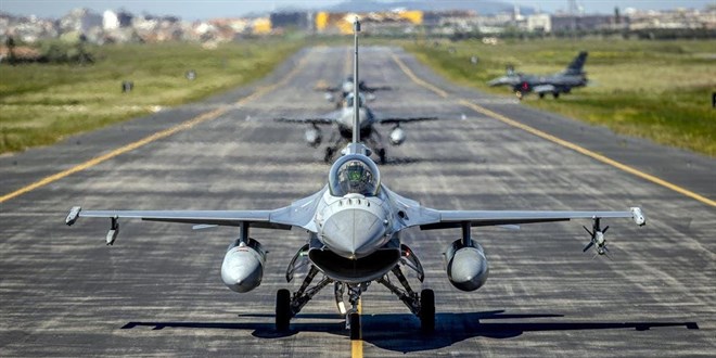 MSB: F-16'ları Türkiye'de üretmek için görüşmelerimiz sürüyor