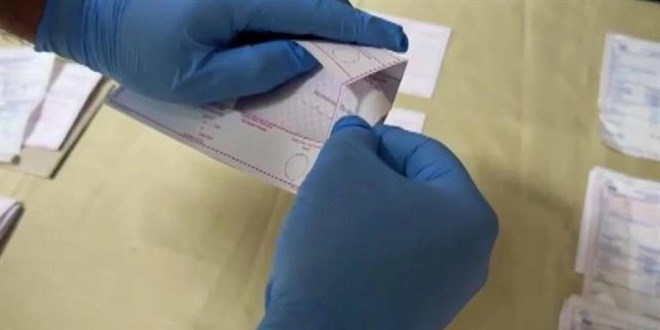 Postacı kılığında boş senet imzalattı
