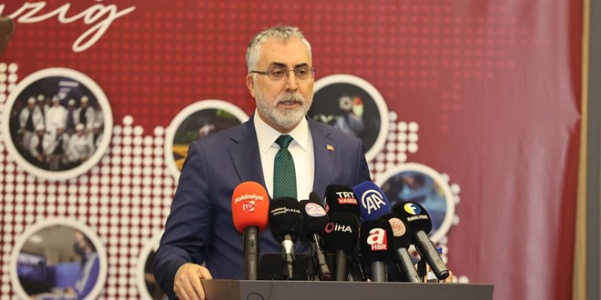 'Dünyaya ışık saçan büyük ve güçlü Türkiye'yi birlikte inşa edeceğiz'