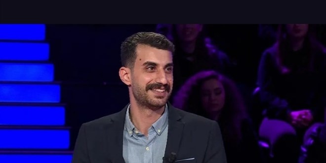 Batmanlı öğretmen yarışmaya damga vurdu