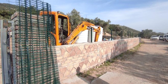 Bodrum'da kesin korunacak hassas alanı kaçak yapılarla doldurdular