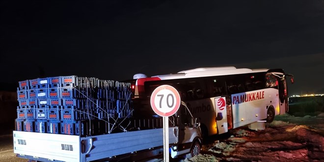 Aydın'da zincirleme trafik kazası: 2 kişi öldü, 2 kişi yaralandı