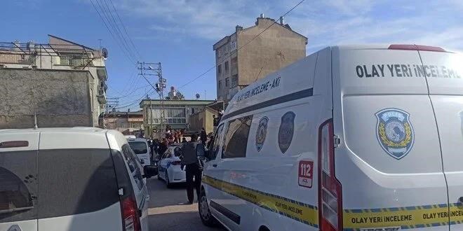 9 yaşındaki çocuk silahla oynarken amcasını öldürdü