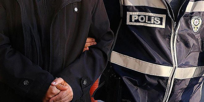 Van'da kaçakçılık operasyonlarında 14 gözaltı