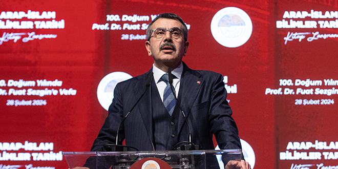 Bakan Tekin'den müfredatta revizyon açıklaması