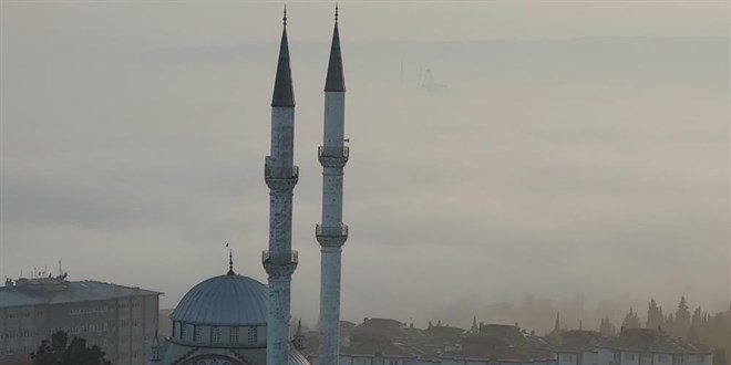 Göz gözü görmüyor: Marmara Denizi kayboldu