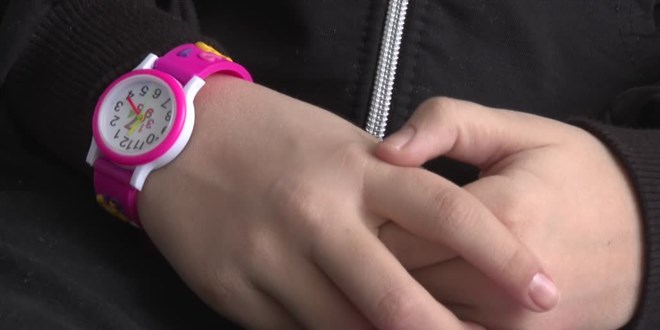 12 yaşındaki Esra, annesinin böbreğiyle sağlığına kavuştu