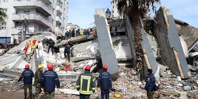 Ezgi Apartmanı davasında 2 isme kırmızı bülten talebi