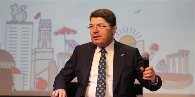 Adalet Bakanı Tunç: 'Gerçek belediyecilik' AK Parti'nin kuruluş sebebidir
