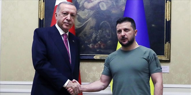 Ukrayna Devlet Başkanı Zelenskiy yarın Türkiye'ye geliyor
