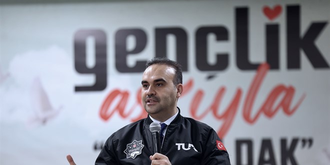 Bakan Kacır: Bu gençliği biz inanıyoruz ki kimse tutamaz