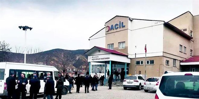 Evi basarak tüm aileyi katletti
