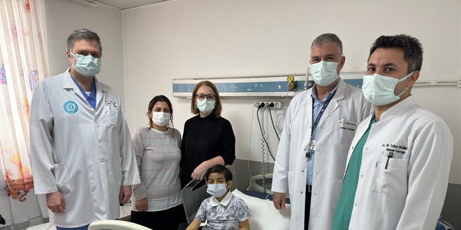 Karaciğer bekleyen minik Emir'e şans ikinci kez güldü