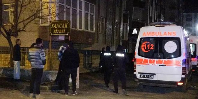 Hemşire eşini ve kızını bıçaklayarak öldüren öğretmen tutuklandı