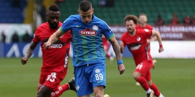 Çaykur Rizespor 3 puanı 3 golle aldı