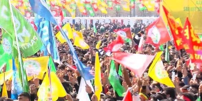 Nevruz kutlamasında 75 gözaltı