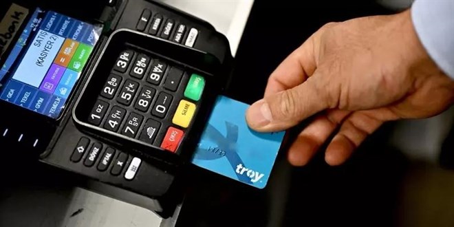 Kredi kartından nakit borçlanmaya faiz freni