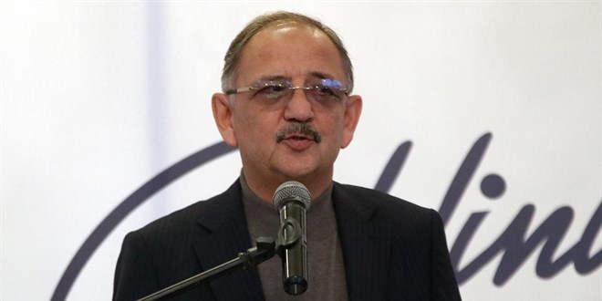 Bakan Özhaseki: Her ay 10-15 bin evi teslim edeceğiz