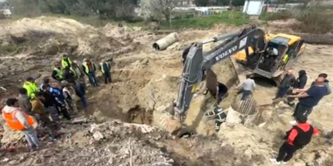 Tekirdağ'da şantiyede toprak altında kalan 2 işçi öldü