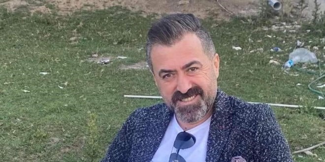 Belediye otobüsünün çarptığı yerel sanatçı hayatını kaybetti