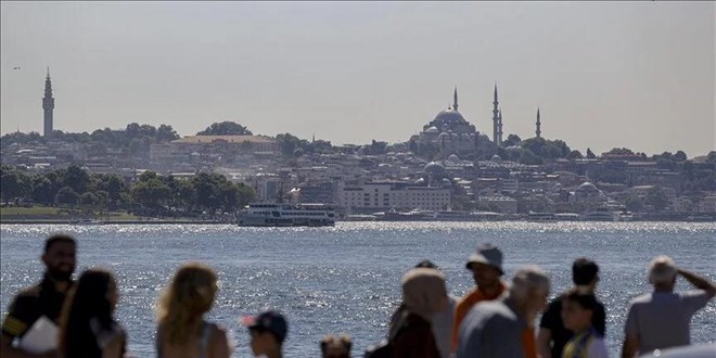 İstanbul 2 ayda 2,4 milyon yabancı ziyaretçi ağırladı