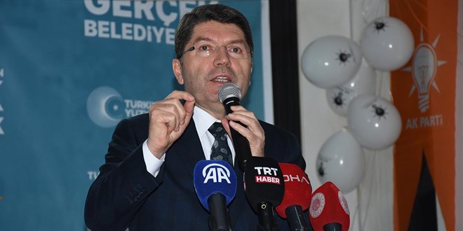 Bakan Tunç: Milli irade bayrağını hiçbir zaman yere düşürmeyeceğiz